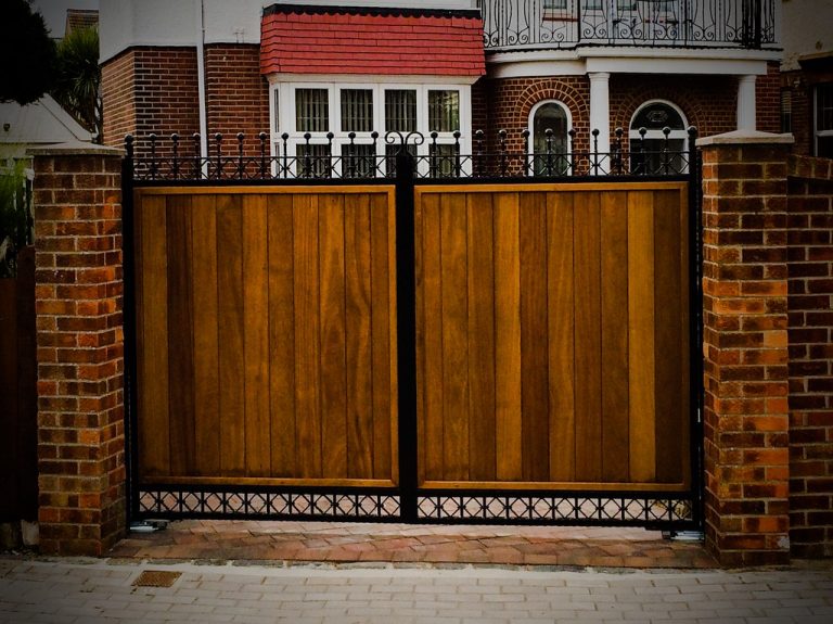 Residential Wooden Electric Gates