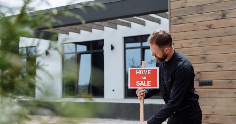 Things to Consider Before Selling Your House